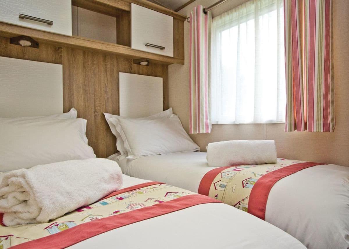 Piran Meadows Resort New Quay Zewnętrze zdjęcie