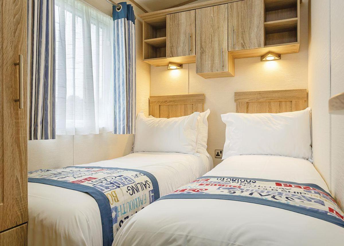 Piran Meadows Resort New Quay Zewnętrze zdjęcie