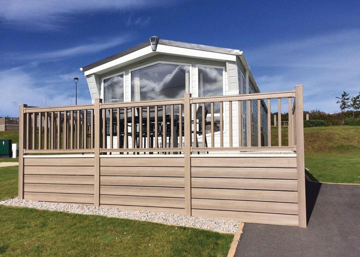 Piran Meadows Resort New Quay Zewnętrze zdjęcie